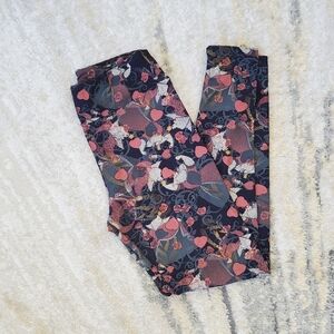 LulaRoe Queen of Hearts Leggings